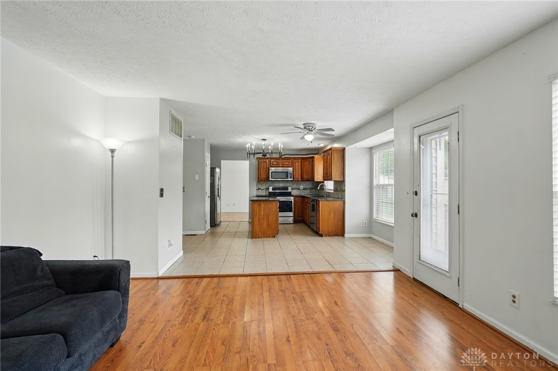 2336 Bradshire Road, Miamisburg, Ohio image 11