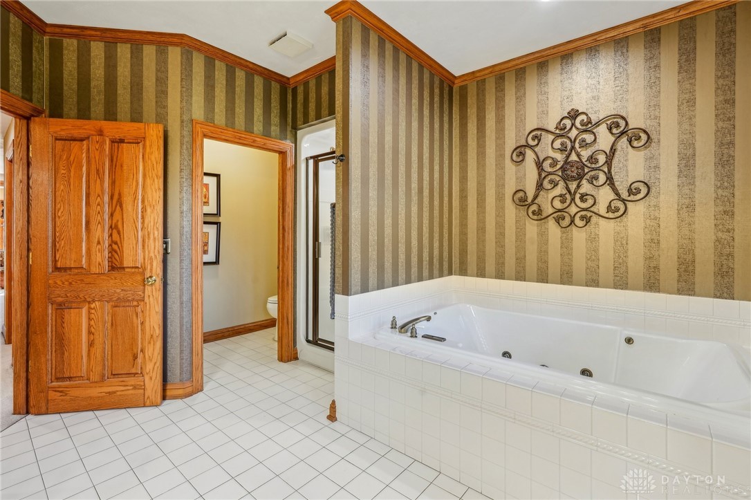 6339 Fairway Court, Greenville, Ohio image 34