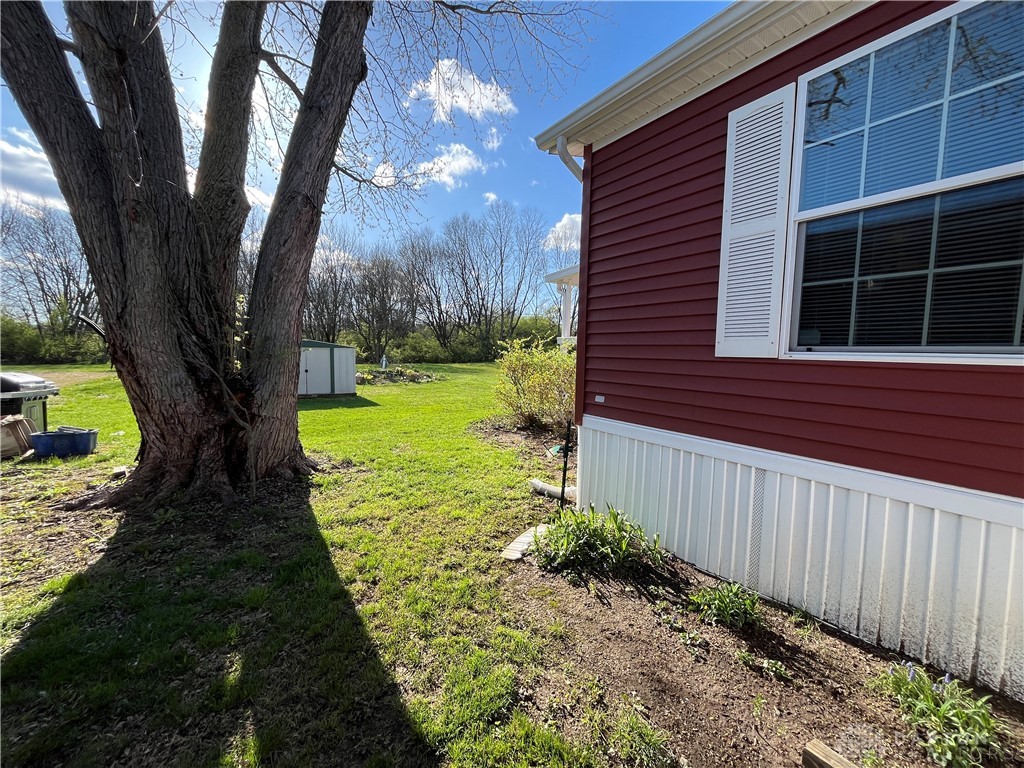 5295 Valcourt Street, Miamisburg, Ohio image 3