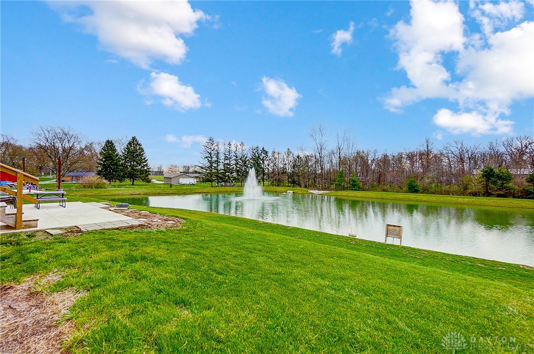 511 Skyway Drive, Springfield, Ohio image 33