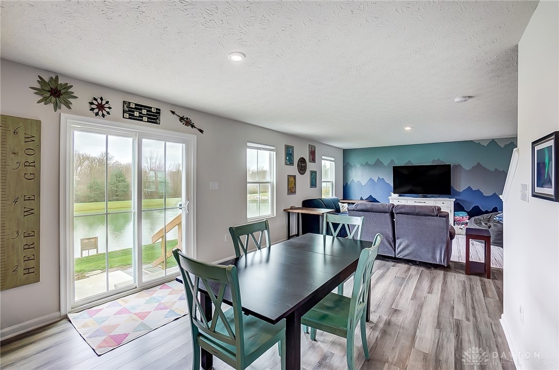 511 Skyway Drive, Springfield, Ohio image 8