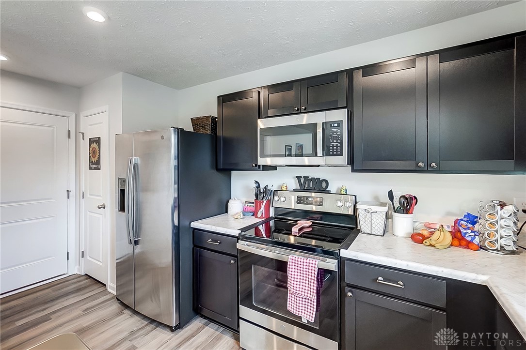 511 Skyway Drive, Springfield, Ohio image 11