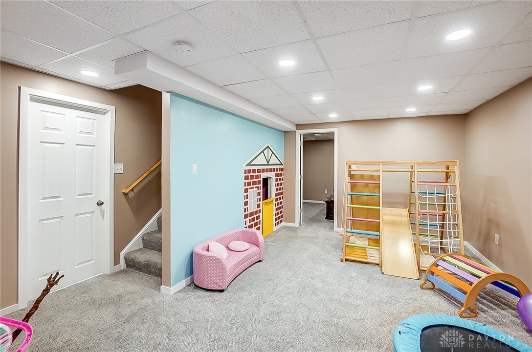 511 Skyway Drive, Springfield, Ohio image 27