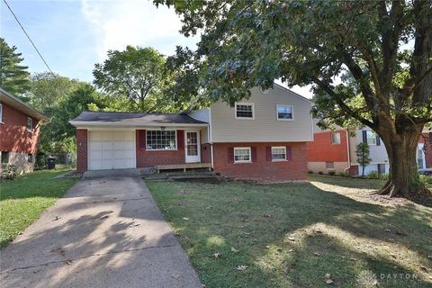 Photo of 6566 Montevista Drive, Cincinnati, OH 45224 (MLS # 944642)