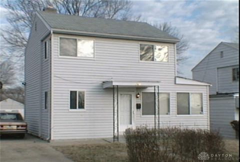 Photo of 2921 Revels Avenue, Dayton, OH 45417 (MLS # 951143)