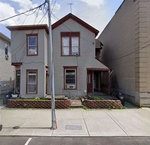 Multifamily For Sale - 19 S Cherry Street<br/> Miami County, Troy, OH 45373