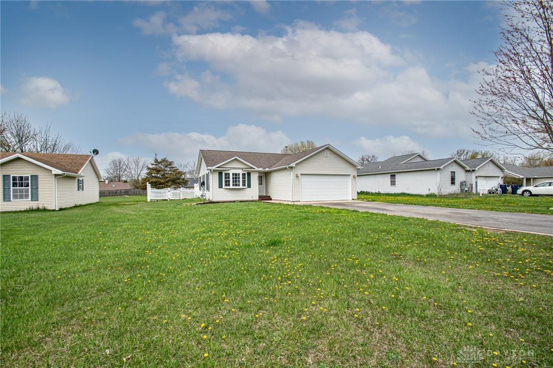 667 Skodborg Drive, Eaton, Ohio image 39