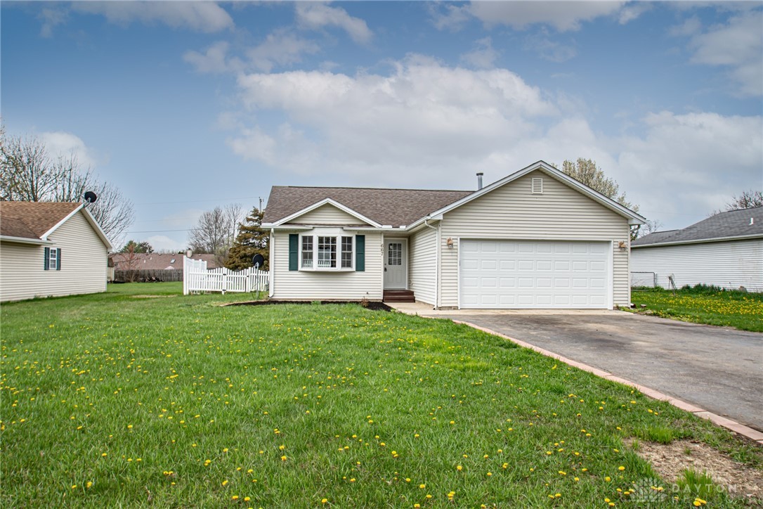 667 Skodborg Drive, Eaton, Ohio image 38