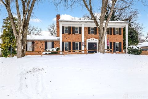 Photo of 6993 Forest View Court, West Chester, OH 45069 (MLS # 951955)