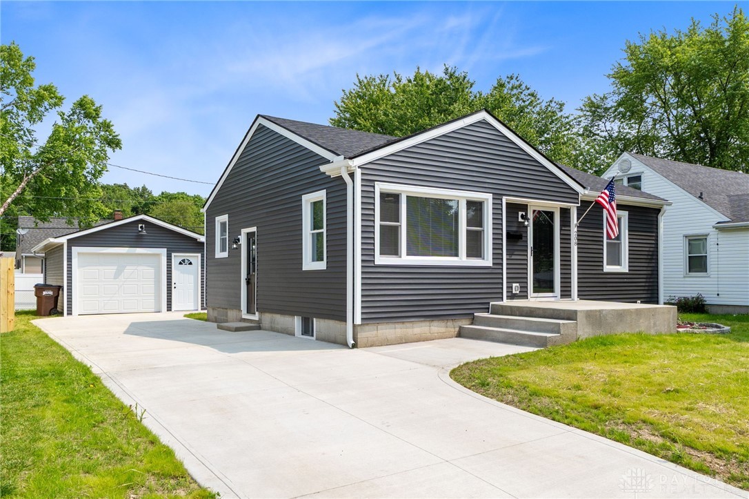 208 Omalee Drive, Xenia, Ohio image 1