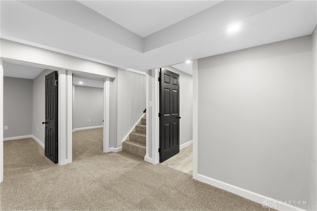 208 Omalee Drive, Xenia, Ohio image 17