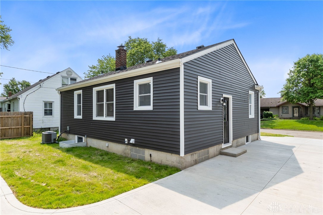 208 Omalee Drive, Xenia, Ohio image 24