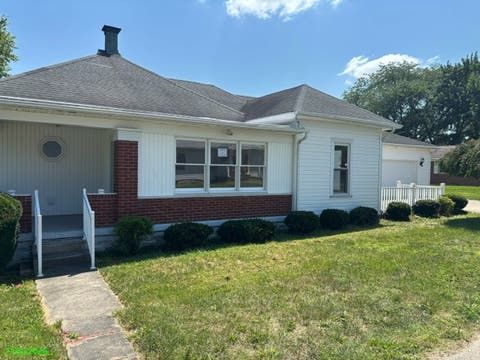 Homes For Sale - 1201 Leonard Street<br/> Piqua, OH 45356