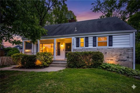 Photo of 5530 Fairwood Road, Green Twp, OH 45239 (MLS # 958153)