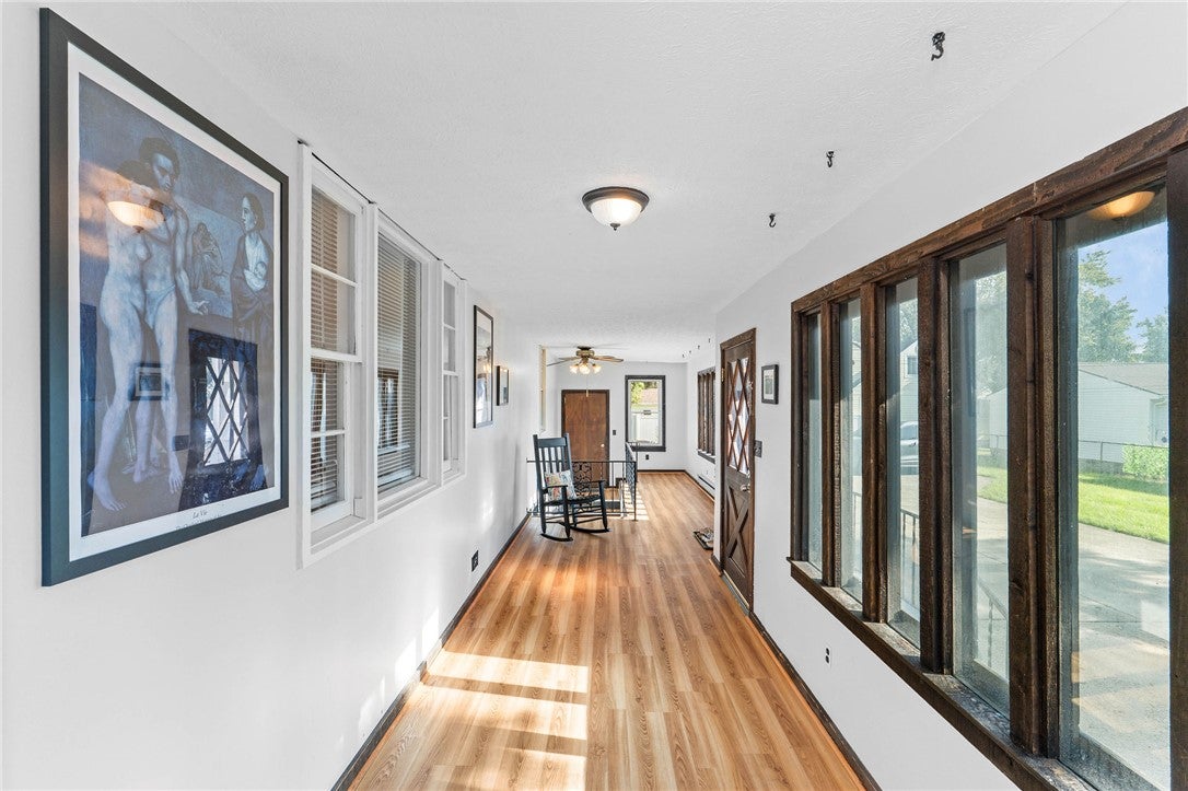 813 E Dorothy Lane