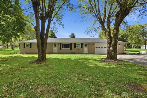 Photo of 4893 Bath Road, Dayton, OH 45424 (MLS # 946393) Photo of 4893 Bath Road, Dayton, OH 45424 (MLS # 946393)