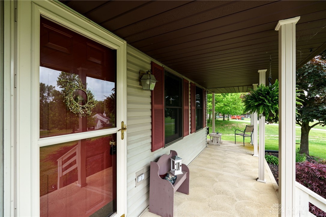 2600 Wildflower Drive, Springfield, Ohio image 8