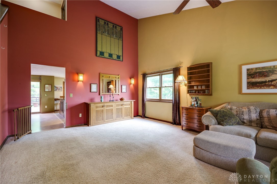 2600 Wildflower Drive, Springfield, Ohio image 11
