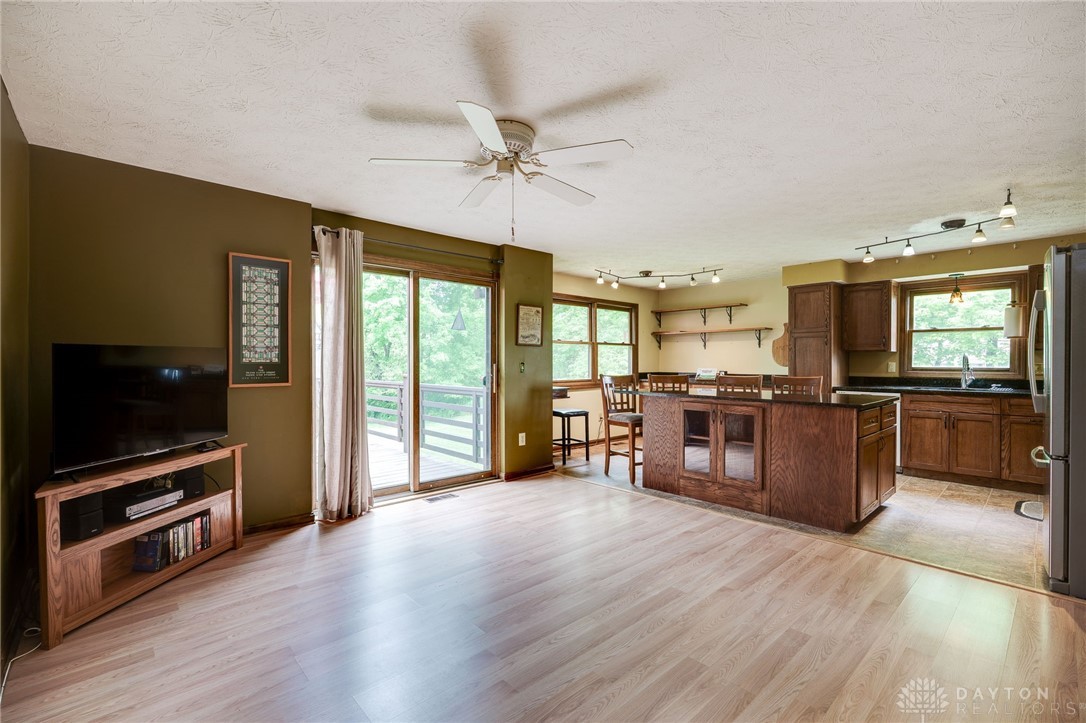 2600 Wildflower Drive, Springfield, Ohio image 16