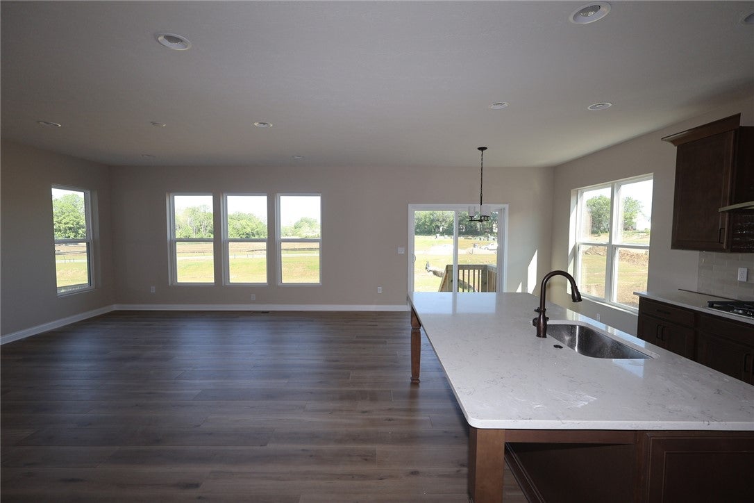 275 Tilly Court 0012