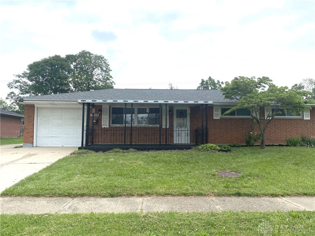 7959 Blackshear Drive, Dayton, Ohio image 1
