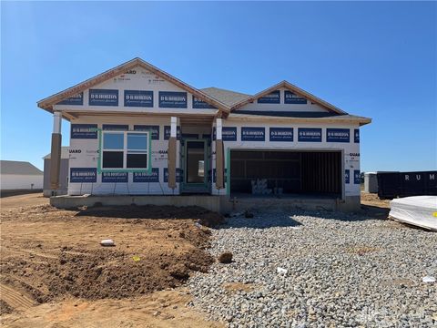 Photo of 1820 Palmer Court, Xenia, OH 45385 (MLS # 940603)