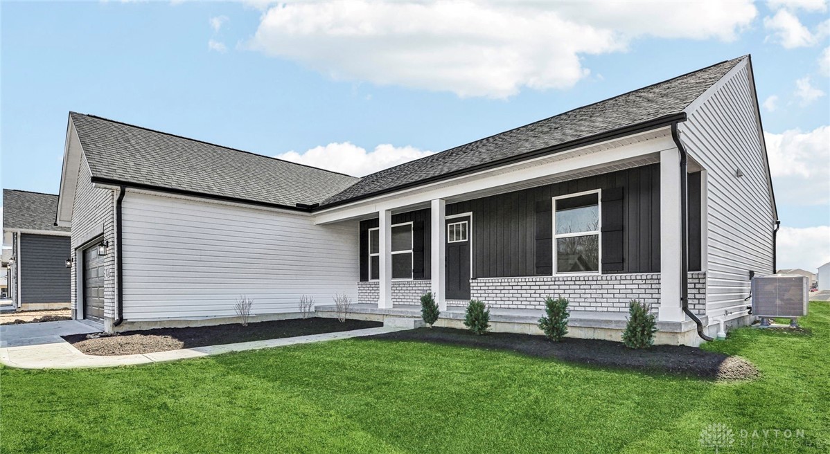 545 Holland Drive, Trenton, Ohio image 2