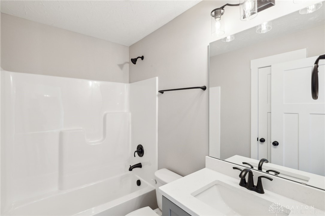 545 Holland Drive, Trenton, Ohio image 38
