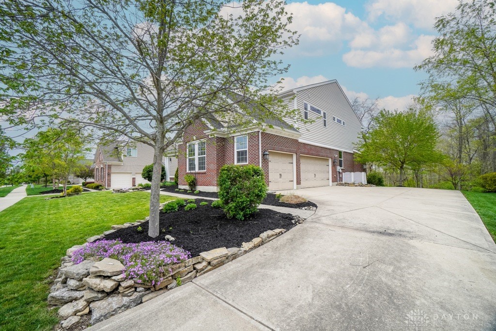 5208 Othello Drive, Franklin, Ohio image 5