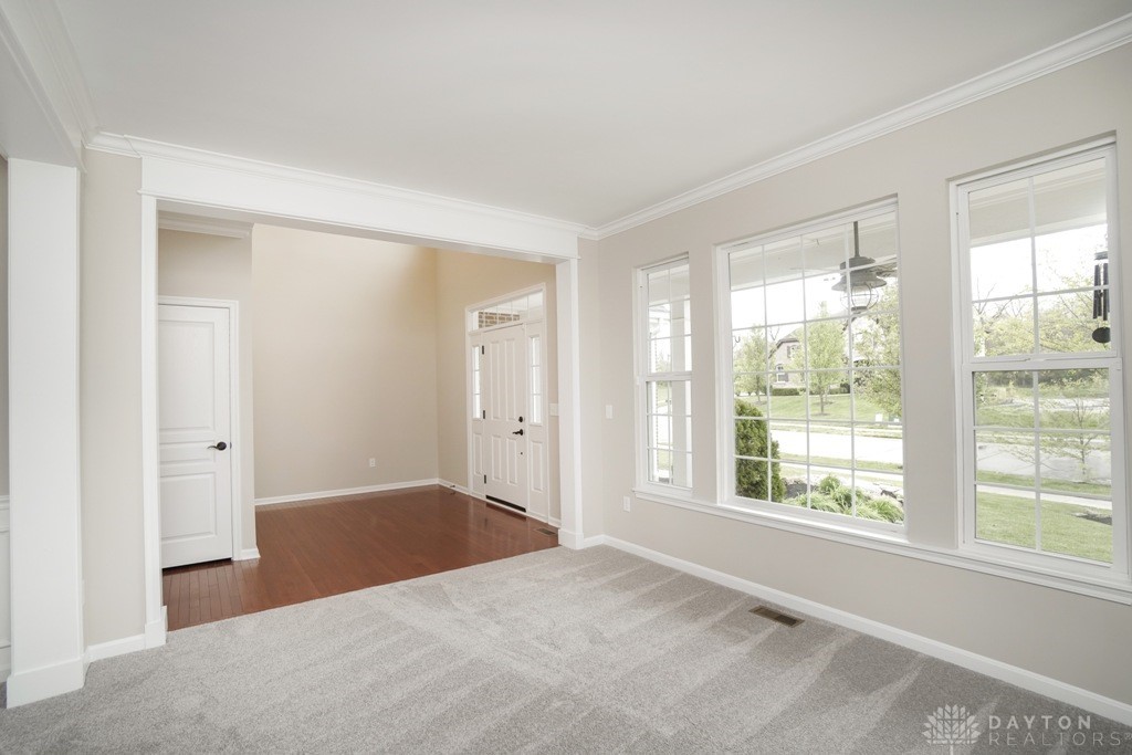 5208 Othello Drive, Franklin, Ohio image 11