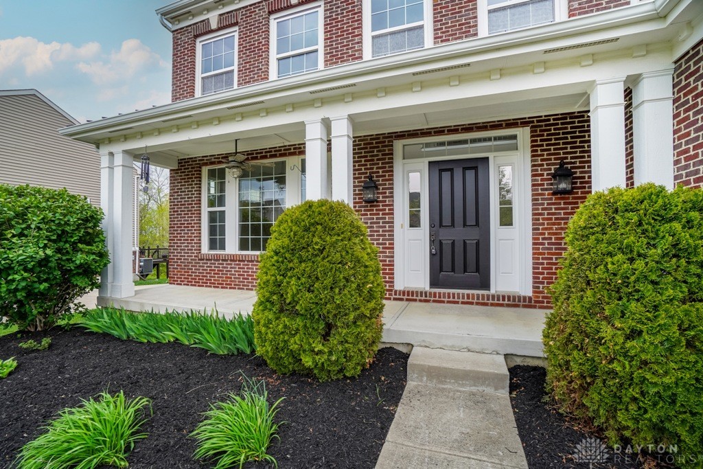 5208 Othello Drive, Franklin, Ohio image 6