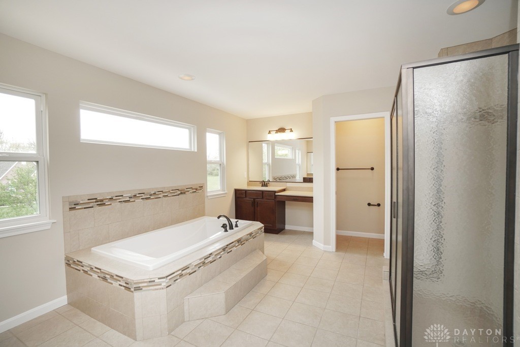 5208 Othello Drive, Franklin, Ohio image 34