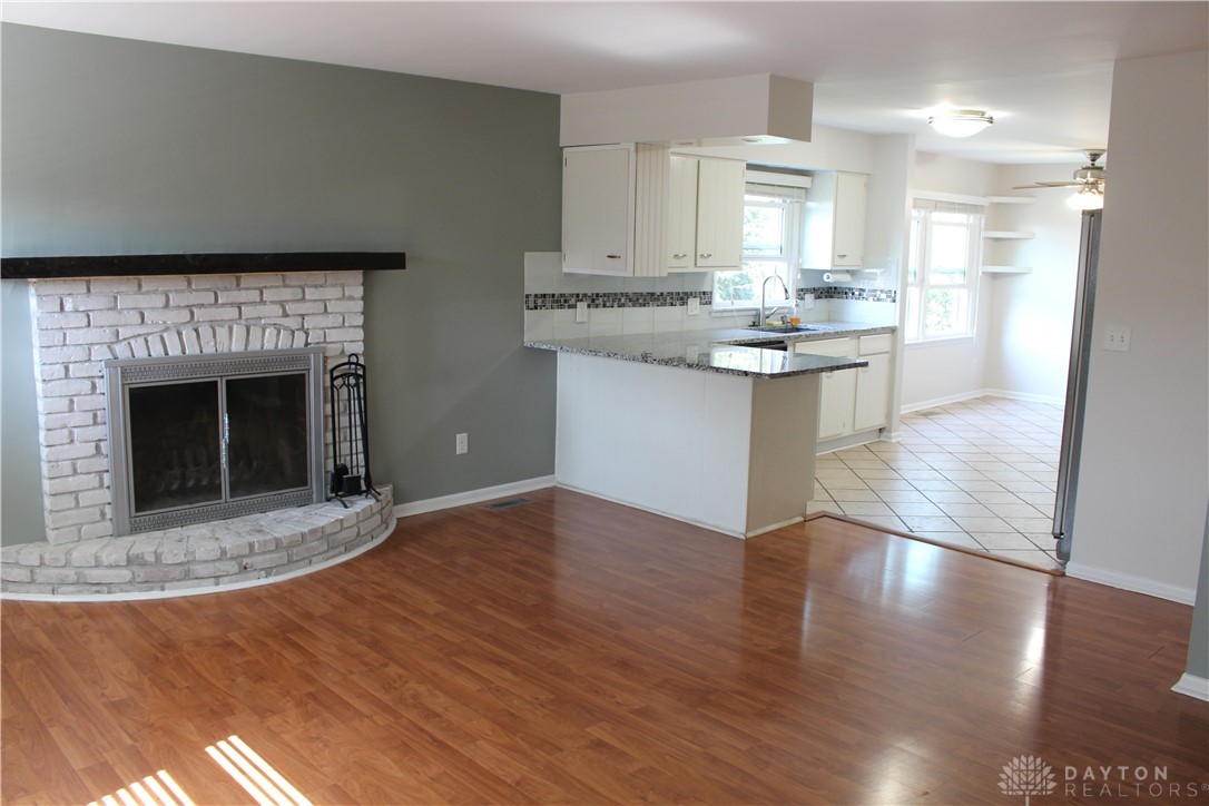 Photo 8 of 28 of 770 Clarendon Road house