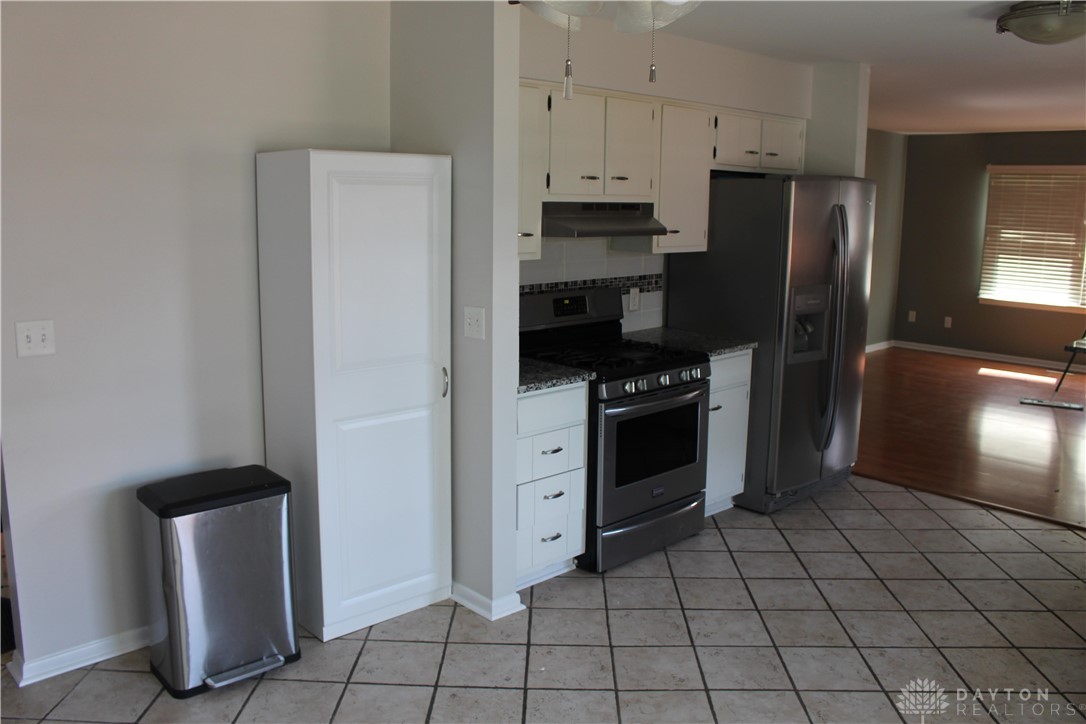Photo 11 of 28 of 770 Clarendon Road house