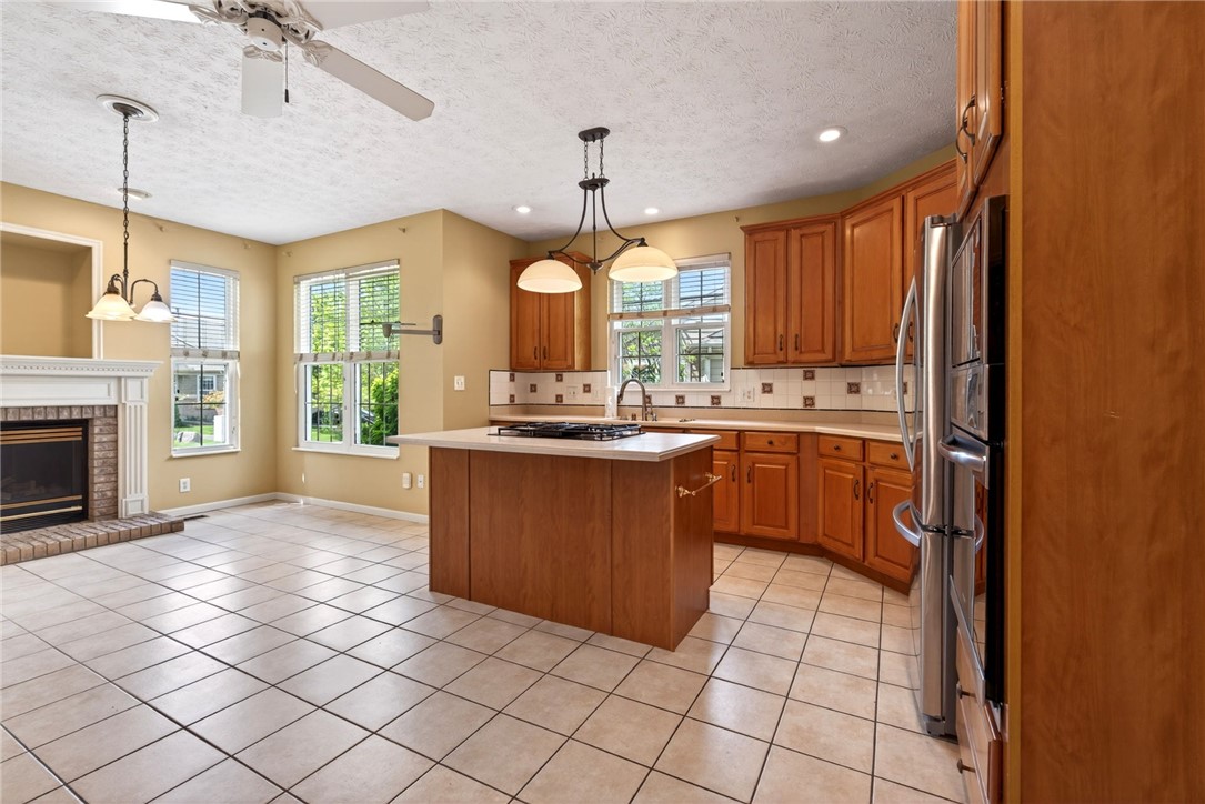 2544 Greenside Drive