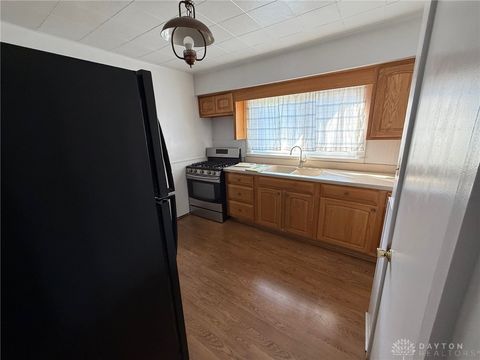 Tiny photo for 1901 Brentwood Street, Middletown, OH 45044 (MLS # 945344)