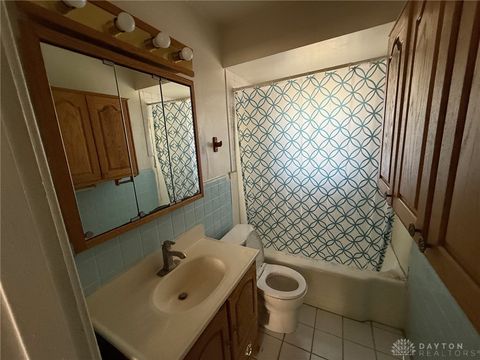Tiny photo for 1901 Brentwood Street, Middletown, OH 45044 (MLS # 945344)