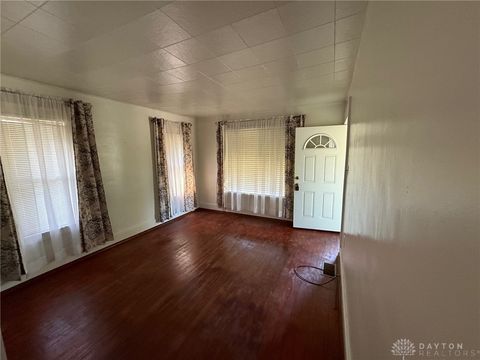Tiny photo for 1901 Brentwood Street, Middletown, OH 45044 (MLS # 945344)