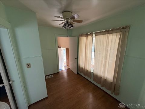 Tiny photo for 1901 Brentwood Street, Middletown, OH 45044 (MLS # 945344)