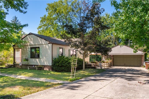 Photo for 717 Woodlawn Avenue
