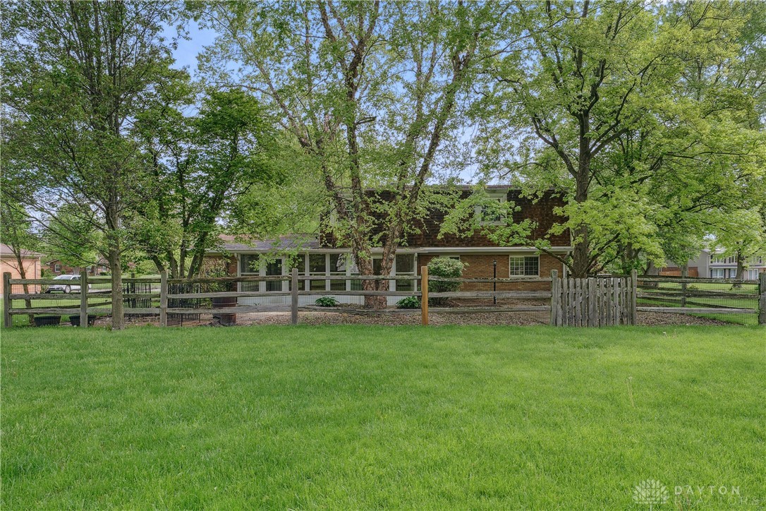 3189 Claydor Drive, Beavercreek, Ohio image 43