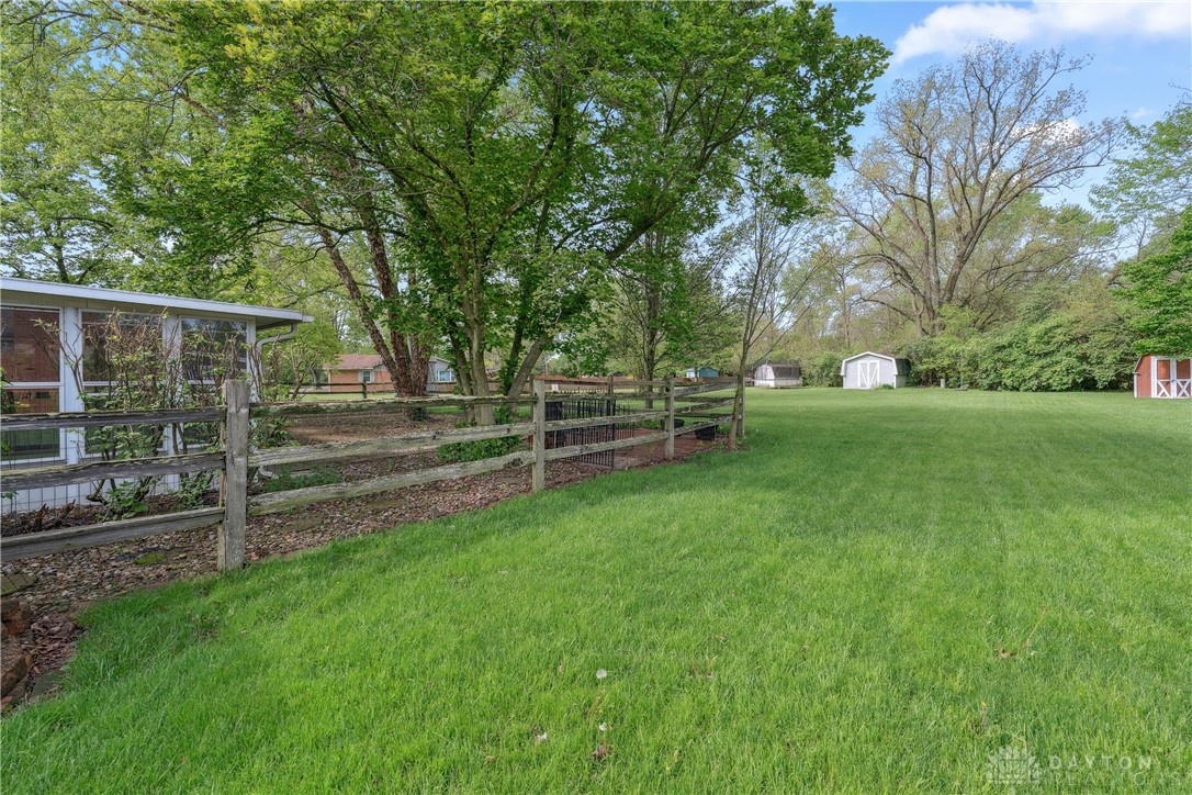 3189 Claydor Drive, Beavercreek, Ohio image 40