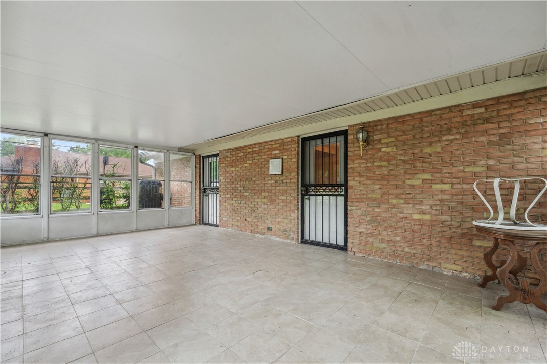 3189 Claydor Drive, Beavercreek, Ohio image 30