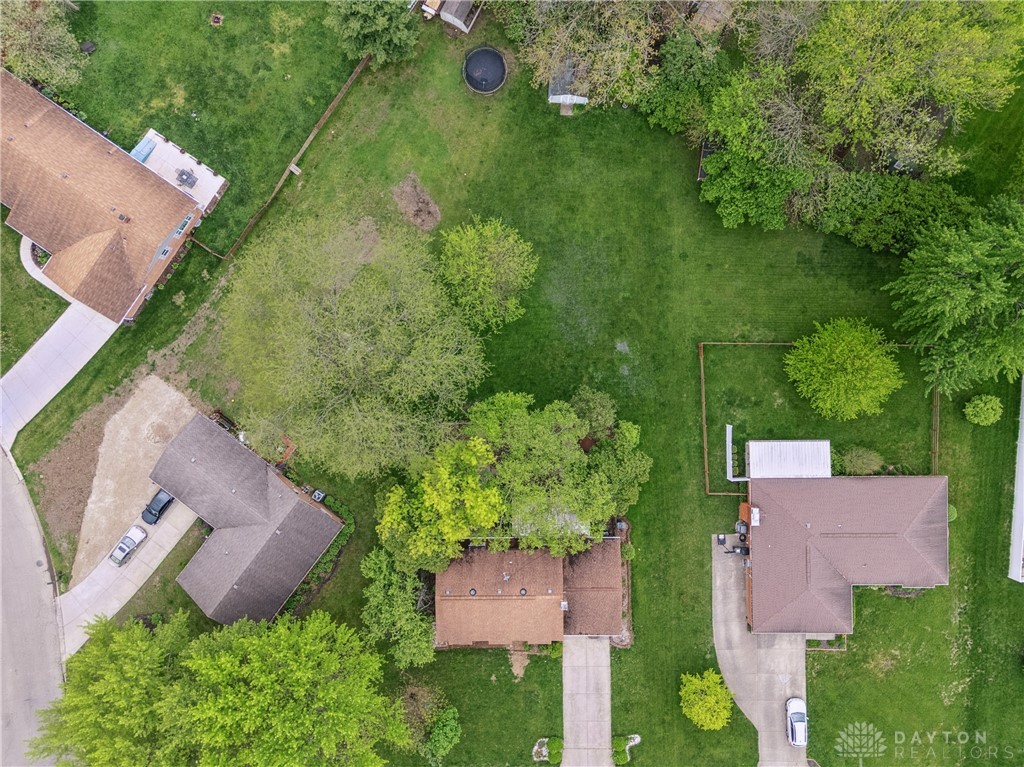 3189 Claydor Drive, Beavercreek, Ohio image 39