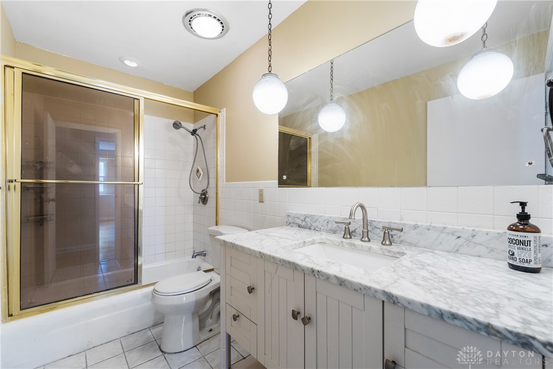 3189 Claydor Drive, Beavercreek, Ohio image 24