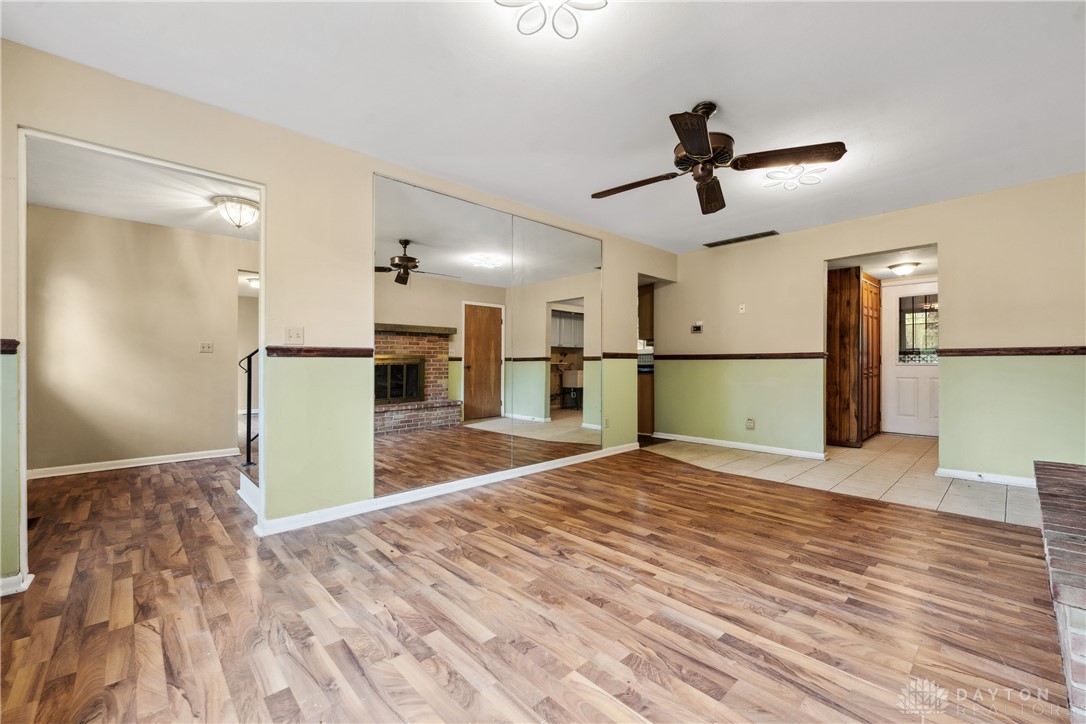 3189 Claydor Drive, Beavercreek, Ohio image 7