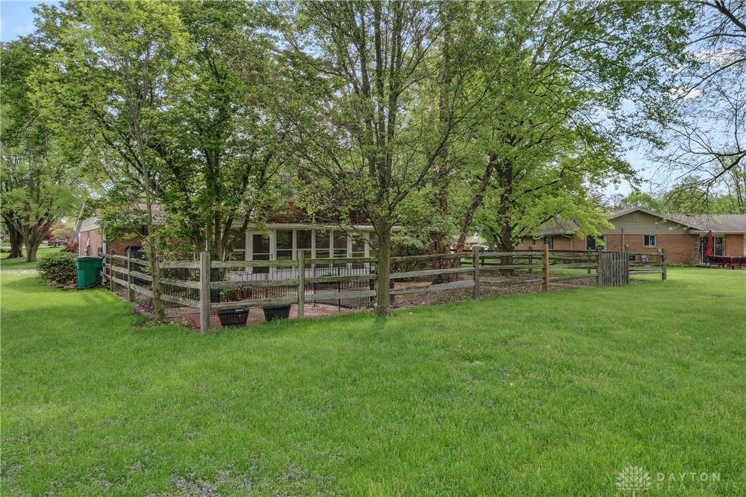 3189 Claydor Drive, Beavercreek, Ohio image 42