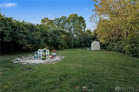 Tiny photo for 5778 Sharp Road, Dayton, OH 45432 (MLS # 946042)