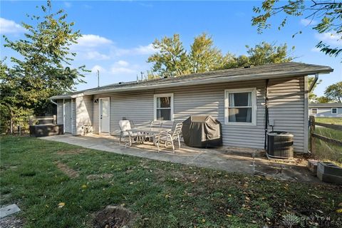 Tiny photo for 5778 Sharp Road, Dayton, OH 45432 (MLS # 946042)