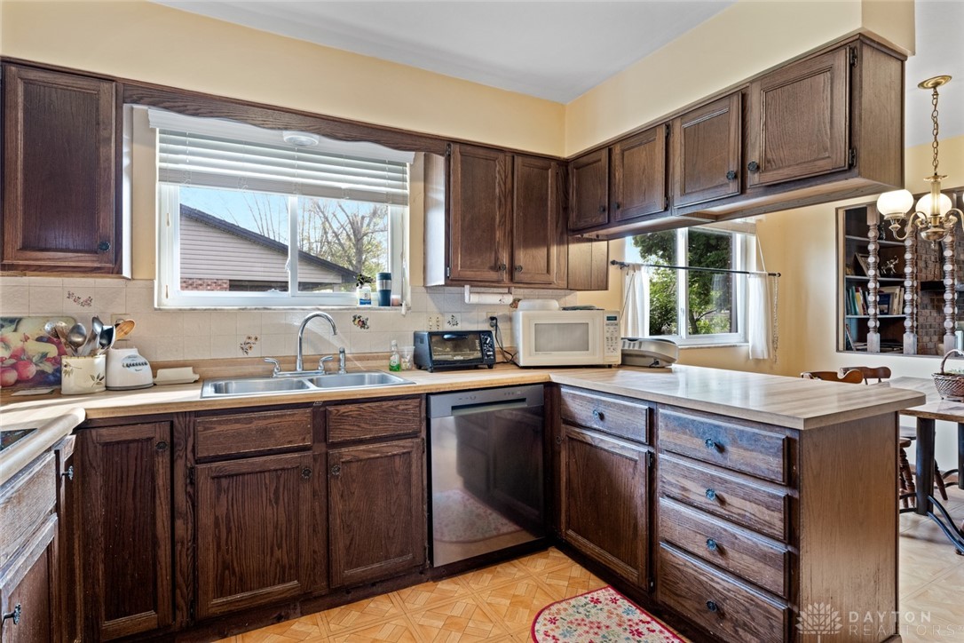 1529 Creekside Road, Amelia, Ohio image 22